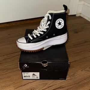 Converse run star hike